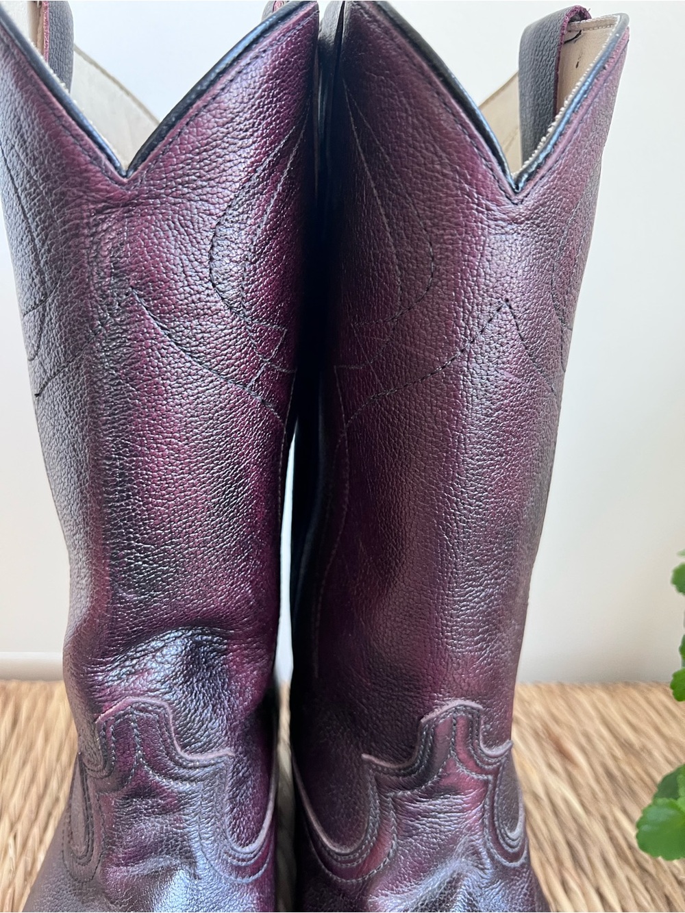 Vintage Dingo Dark Maroon Leather Cowboy Boots Size 10.5 Style Style 15923 - Picture 5 of 14